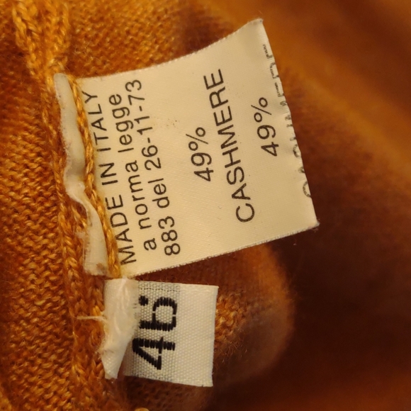 Ladies Cashmere Sweater - Picture 7 of 9